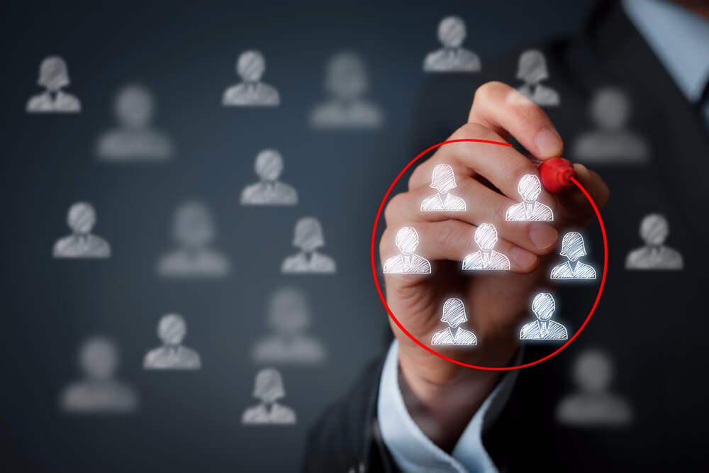 Mit Content, der zur Interaktion einlädt, werden Besucher zu Dauergästen (Bild: © Jirsak - shutterstock.com)